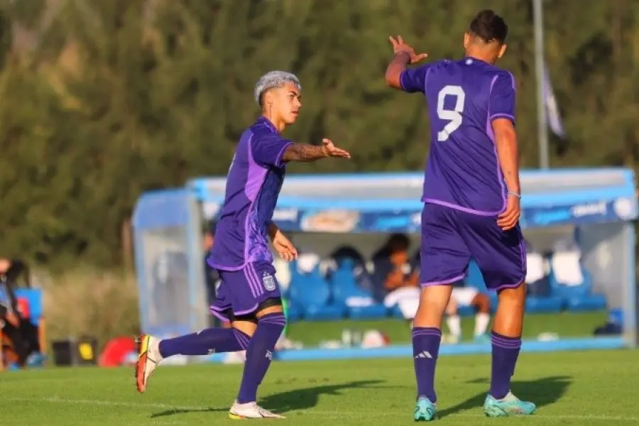 El Sub 20 de Argentina goleó a República Dominicana en un amistoso