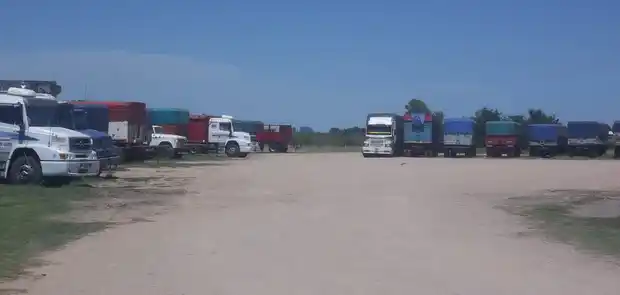 Los camioneros no podrán  estacionar en la planta urbana 