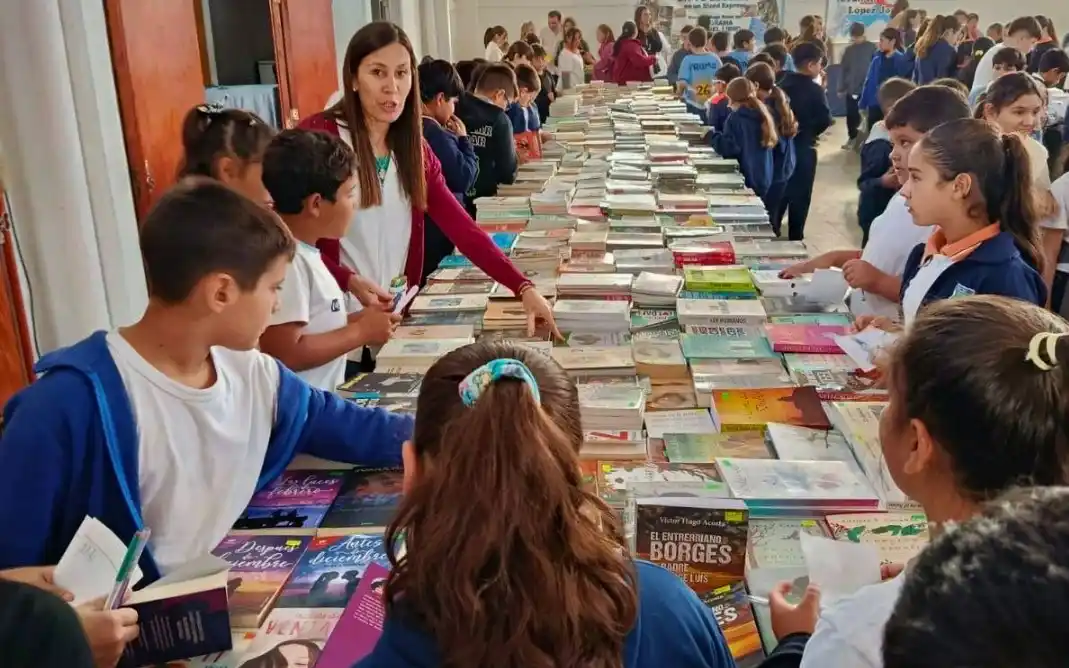 Con gran convocatoria se realizó la 5° Feria del Libro