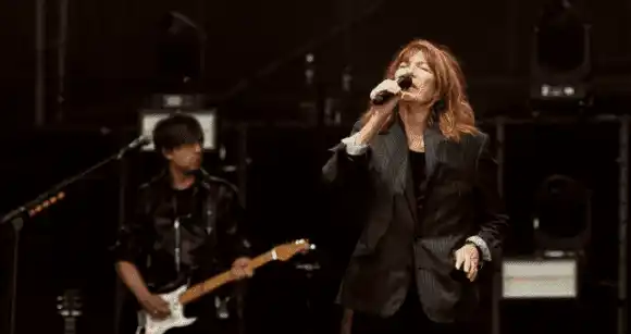 Jane Birkin también tiene exitosa carrera como cantante. Foto AFP