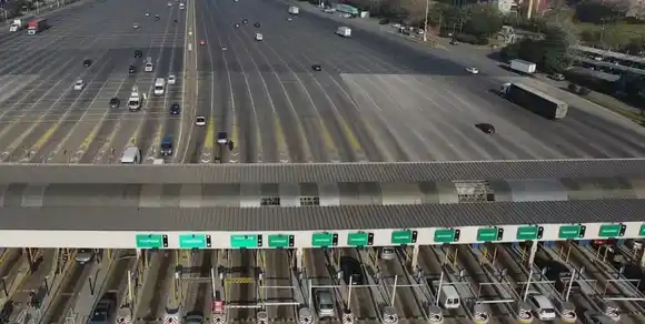 Milei prolonga intervención de Corredores Viales para avanzar con su privatización