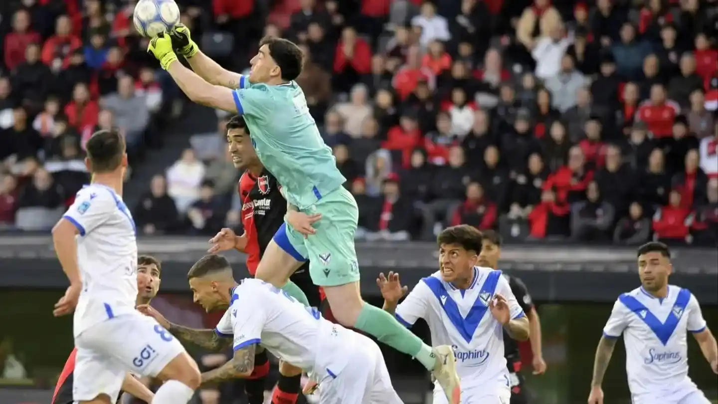 Tres meses afuera. El tiempo que permanecerá sin jugar Emmanuel Mammana