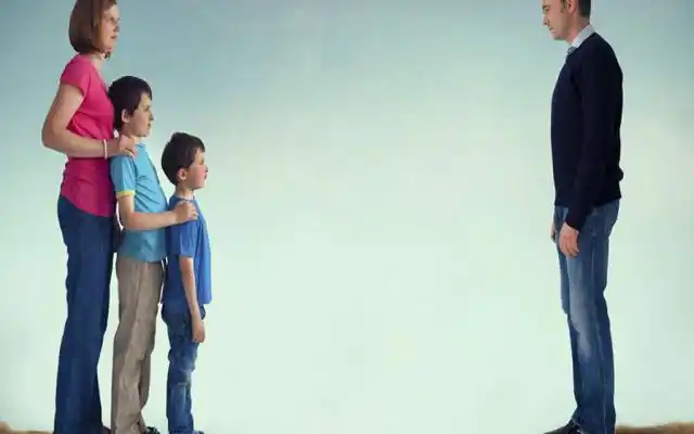 Derecho de niños mantener la comunicación con sus progenitores en tiempos de (a)normalidad 