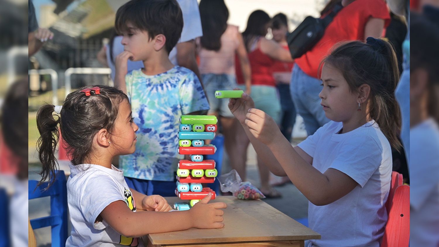 Una jornada de juego libre para los niños de Arroyito