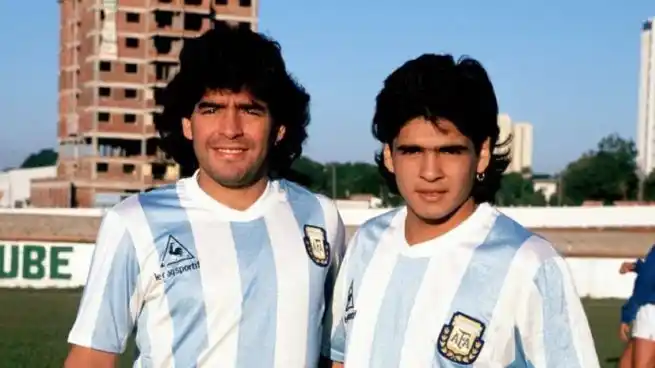 ¿CASUALIDAD? A un año de la muerte de Diego: fallece Hugo Maradona