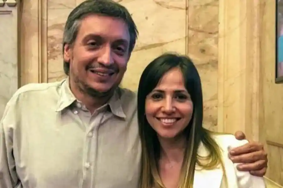 Máximo Kirchner y Romina Uhrig, en el recinto de la Cámara de Diputados (Facebook)