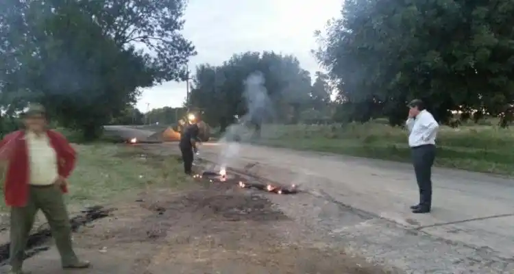 Cortes de ruta: Cheyllada y Paolini se entrevistaron con los manifestantes