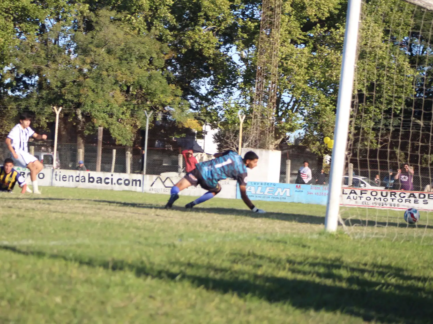 El 1-2 gol de Thiago Peralta