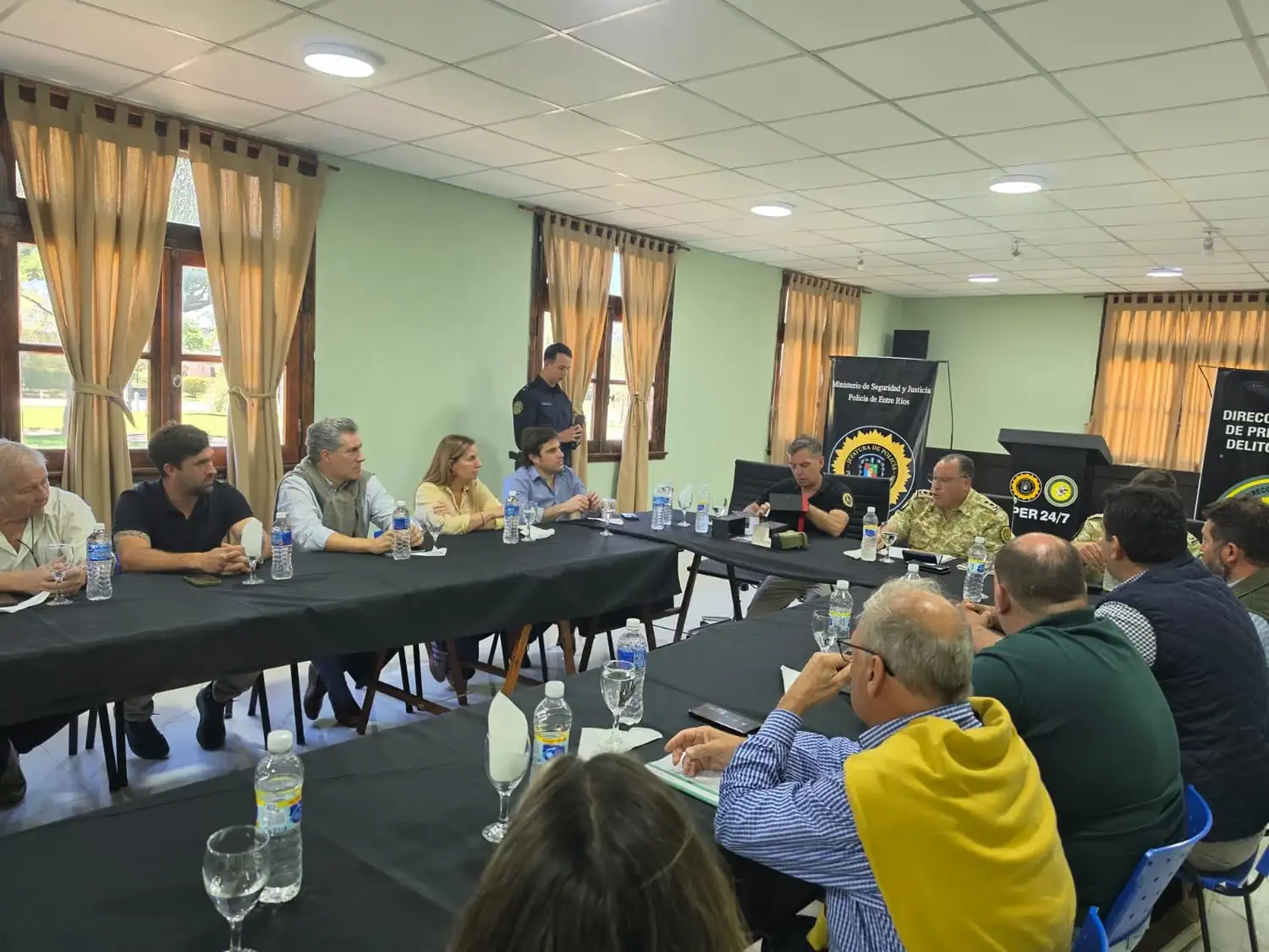 MESA DE ENLACE - 2