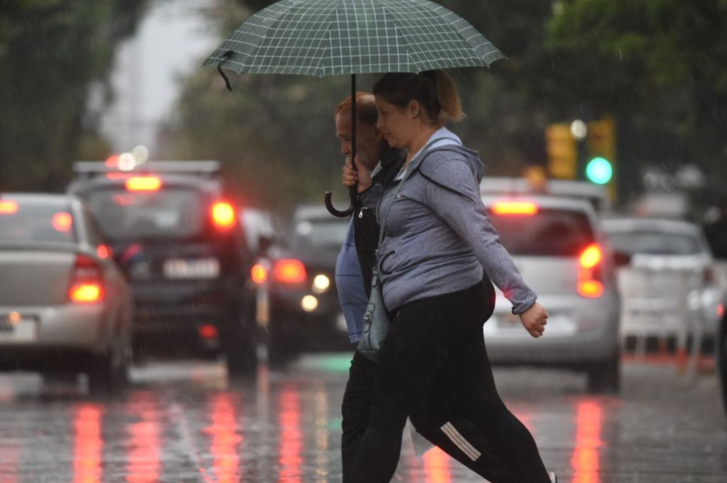 Jornada de lunes con lluvias aisladas en la ciudad de Santa Fe