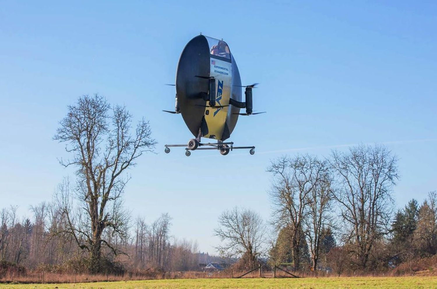 eVTOL with a very unique shape performed its first controlled flight