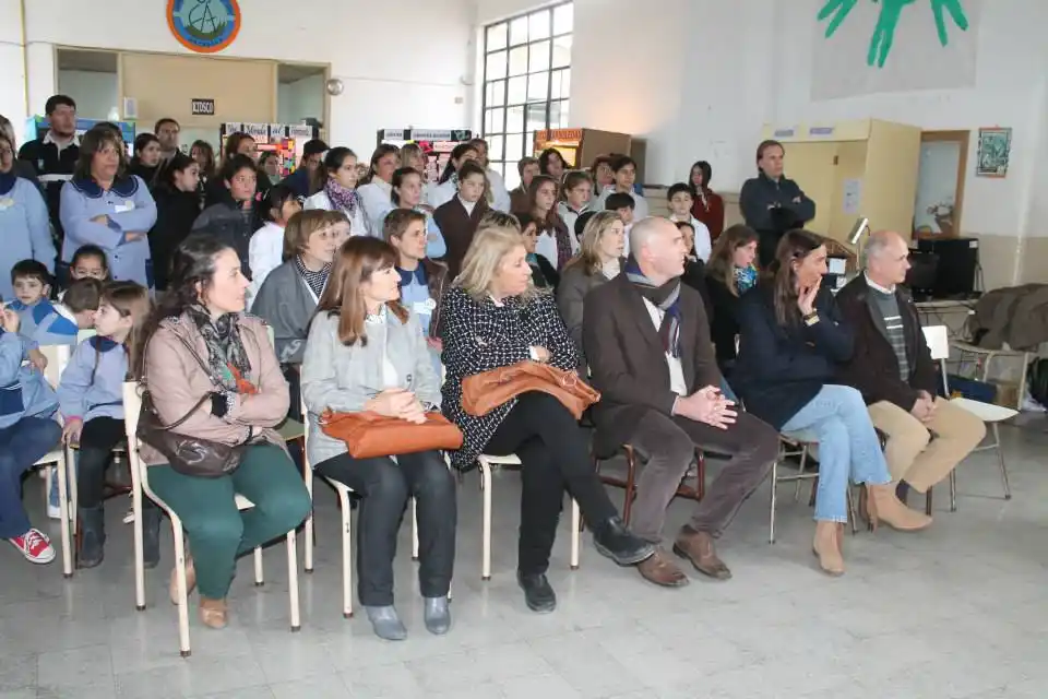 Intendente Hernando inauguró la 7° edición de la Feria de la Ciencia