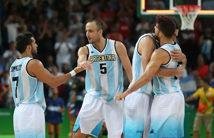 Ginóbili: "Garino nos guió con su defensa"