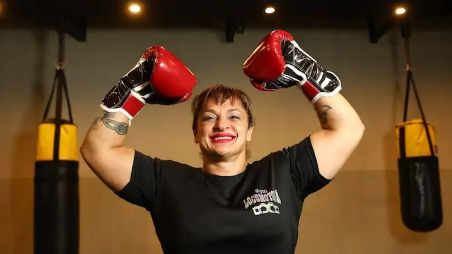 La ex boxeadora continúa internada en el hospital santafesino.