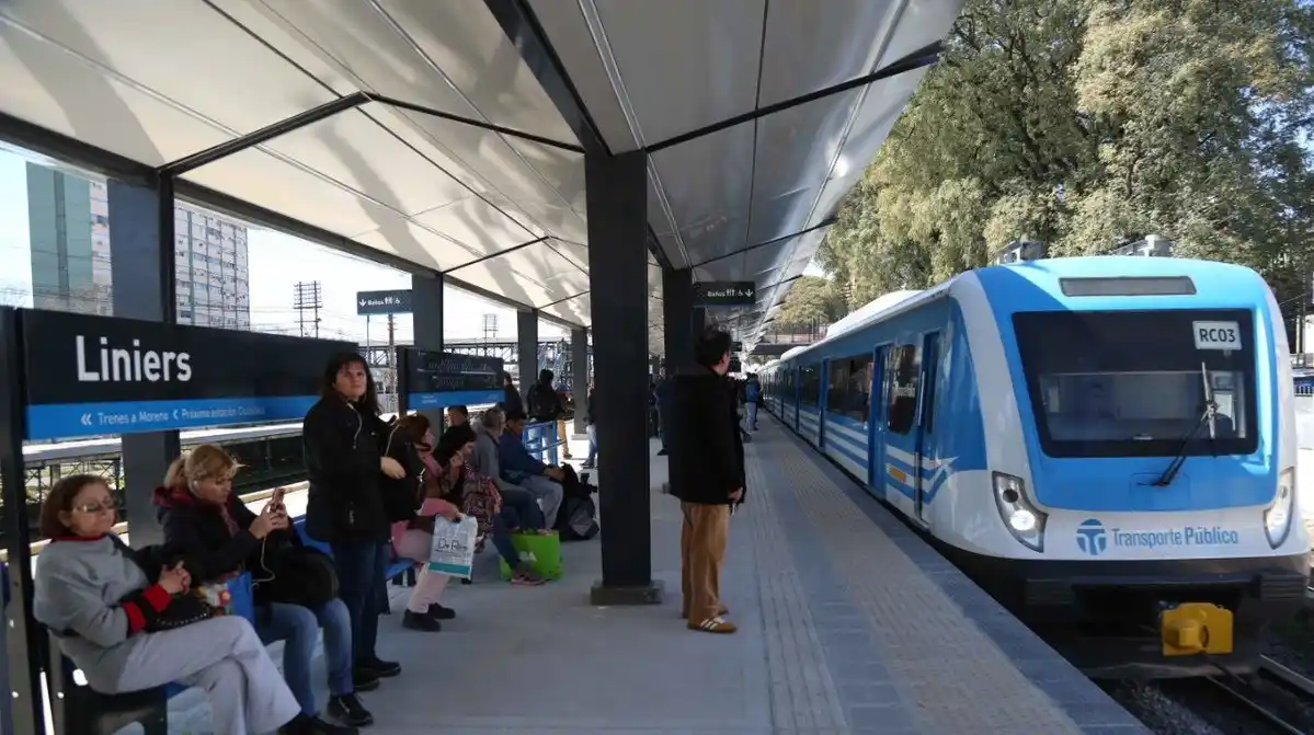 La línea Sarmiento presta servicio con normalidad luego de que el Gobierno dictara la conciliación obligatoria y se levantara el paro anunciado por La Fraternidad.