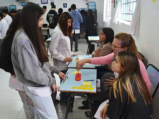 Talleres “Haciendo Ciencia” en el Instituto Leloir