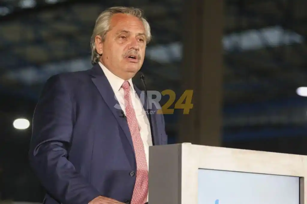 Alberto Fernández tomará juramento a los nuevos ministros