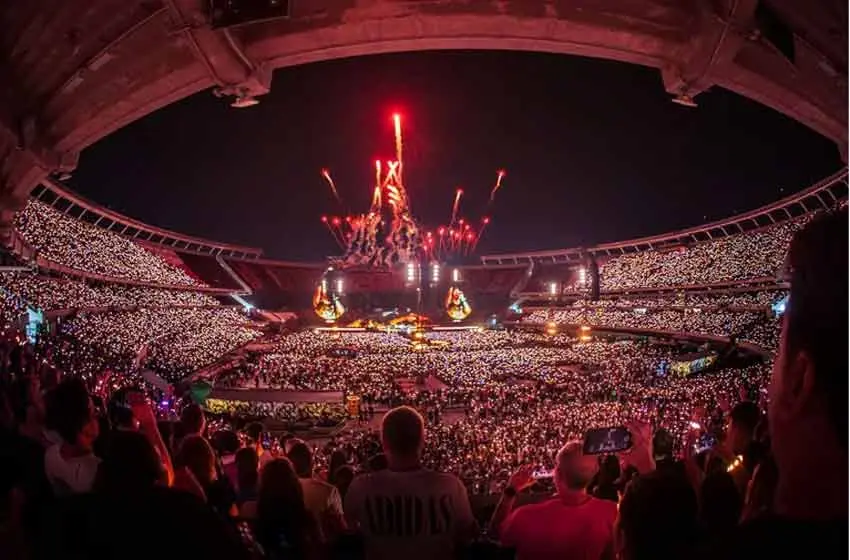 Coldplay comenzó su gira por Argentina: Chris Martin homenajeó a Soda Stereo en River y enloqueció a todos
