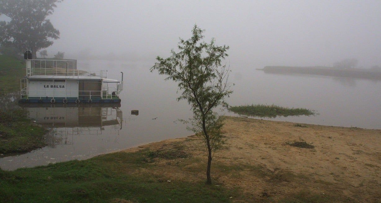 El río visto por el fotógrafo de El Litoral, ya fallecido, Amancio Alem. El disfrute de las postales como recurso económico es el eje de un programa que se inicia con el actual gobierno provincial. Amancio Alem