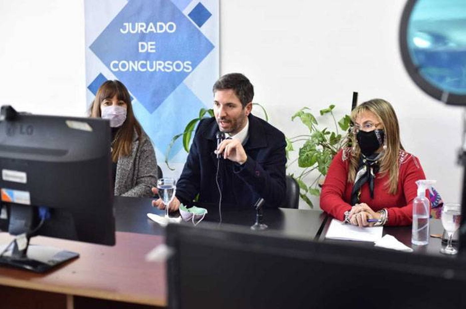 Se titularizaron 50 cargos de secretarios de escuelas