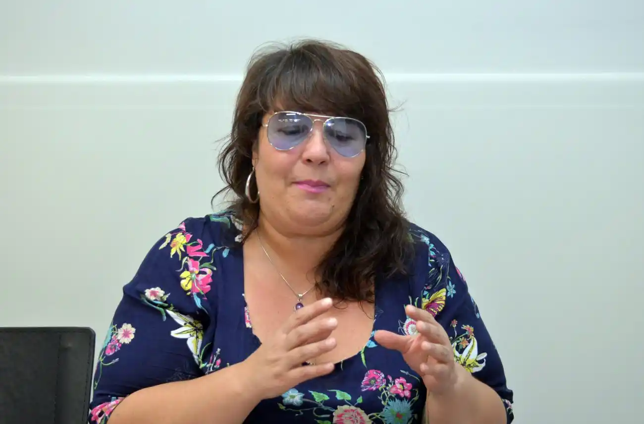 Mariana Dátola y la música,.contra todos los males del mundo