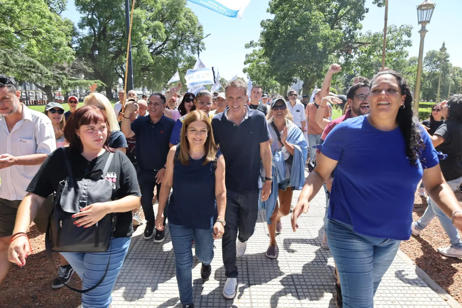 El ministro de Infraestructura, Gabriel Katopodis, en la movilización de la CGT.