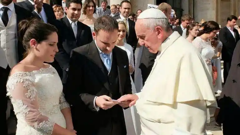 El Papa Francisco dio cinco consejos para tener un matrimonio feliz