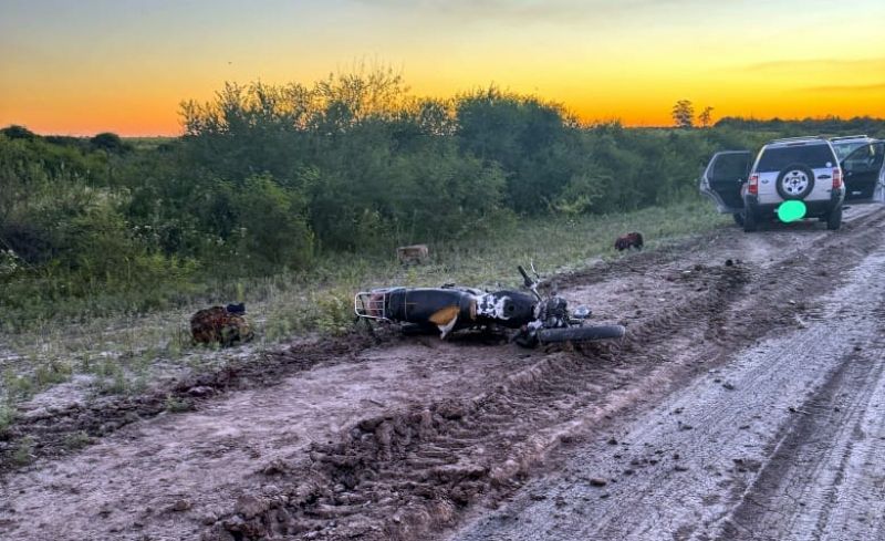 Tragedia en Calchaquí: murió un motociclista tras chocar de frente contra una camioneta