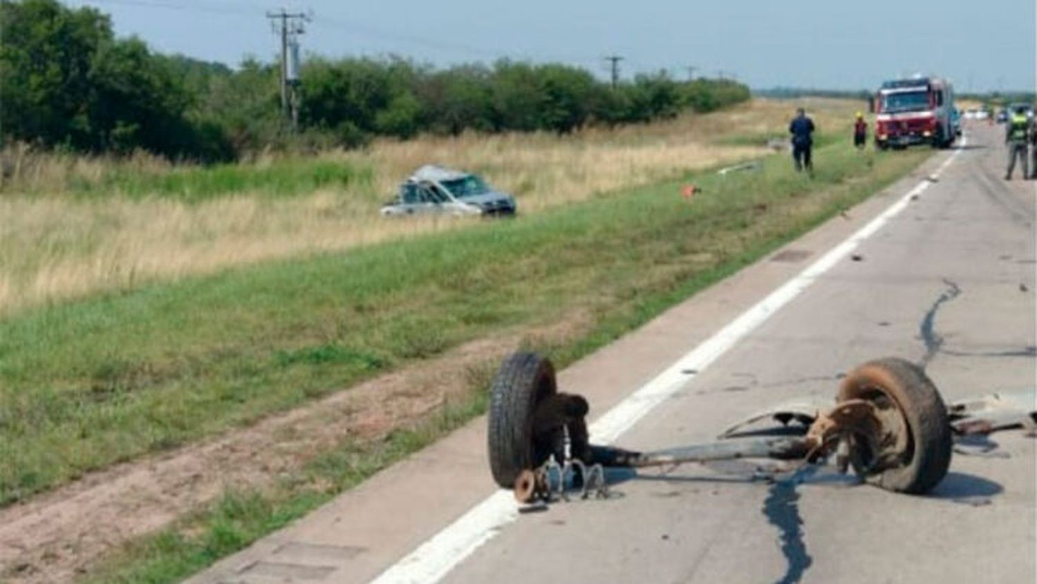 Tragedia en Ruta 14 a la altura de Gualeguaychú: murieron una mujer, un niño y una bebita