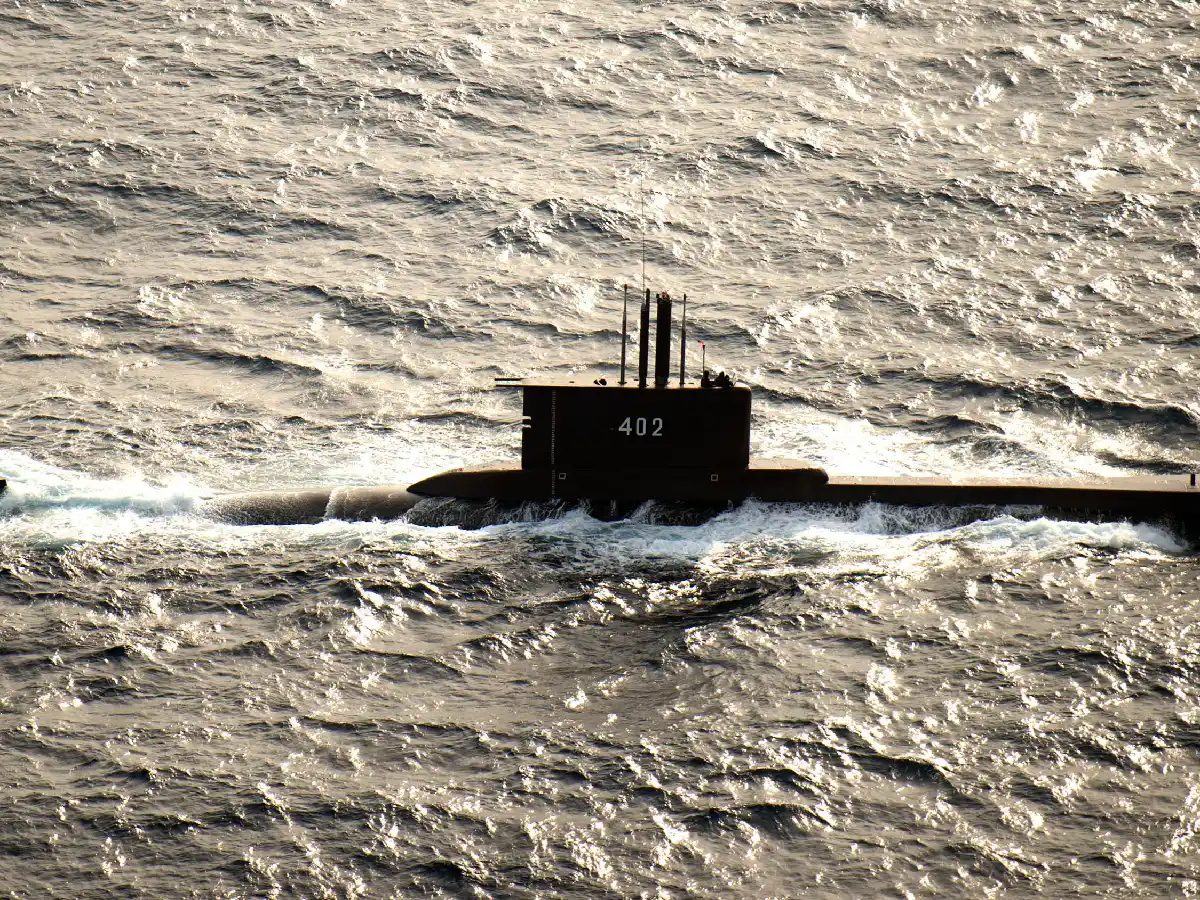 Desapareció un submarino en Indonesia con 53 personas a bordo