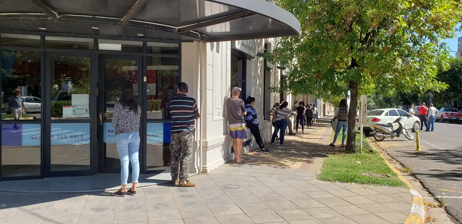 Los bancos podrán atender sin turnos a partir del lunes