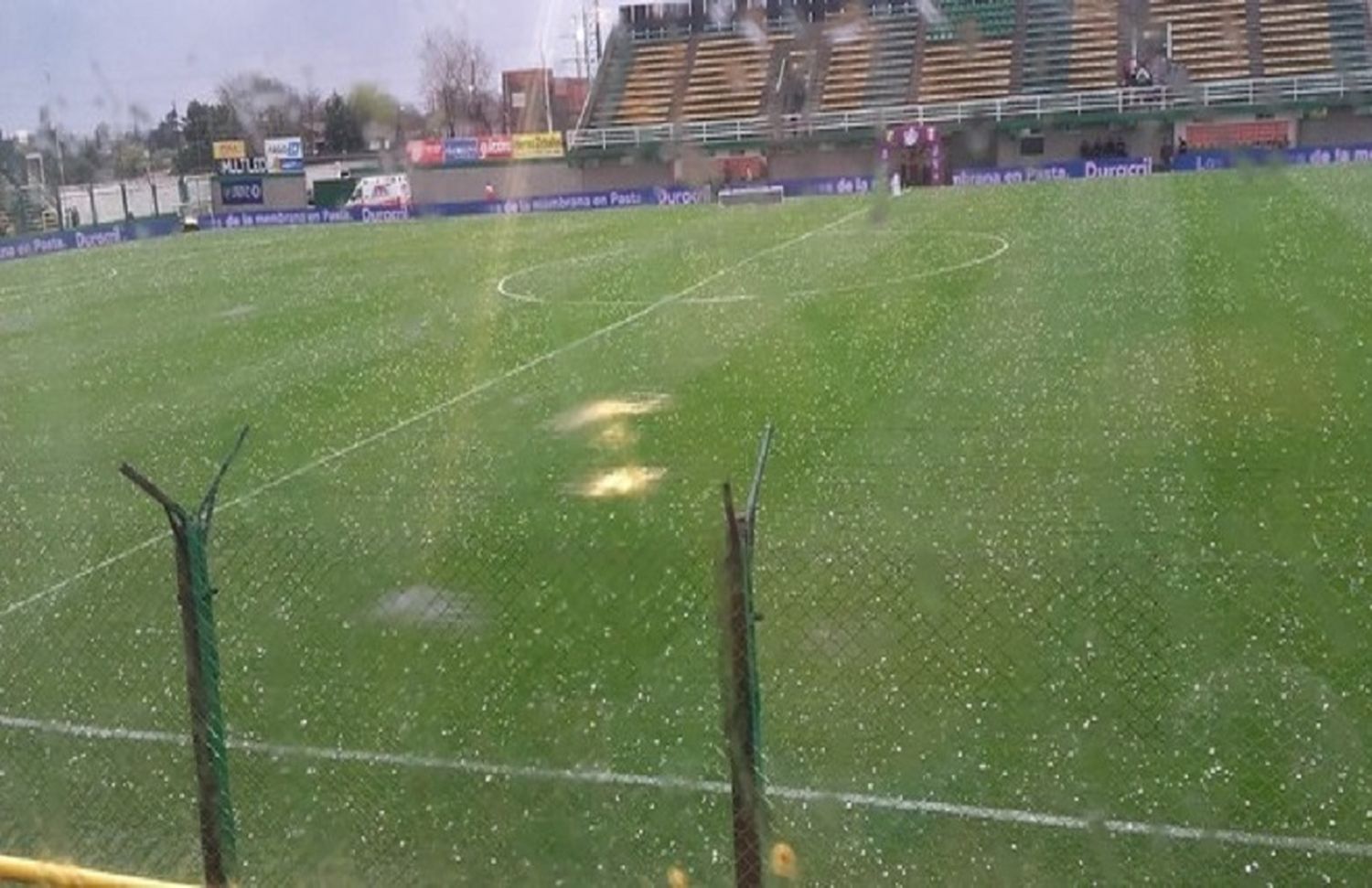 El Halcón y el Pincha igualaban en Varela, pero fue suspendido por el temporal