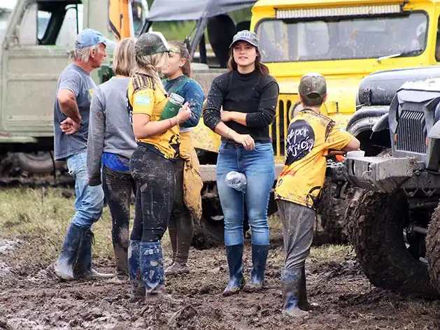 A puro barro y camaradería: Gualeguay vive el 8º Encuentro Nacional de Jeeperos