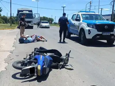 Dos mujeres resultaron heridas tras un siniestro vial en Victoria y buscan al conductor que se dio a la fuga