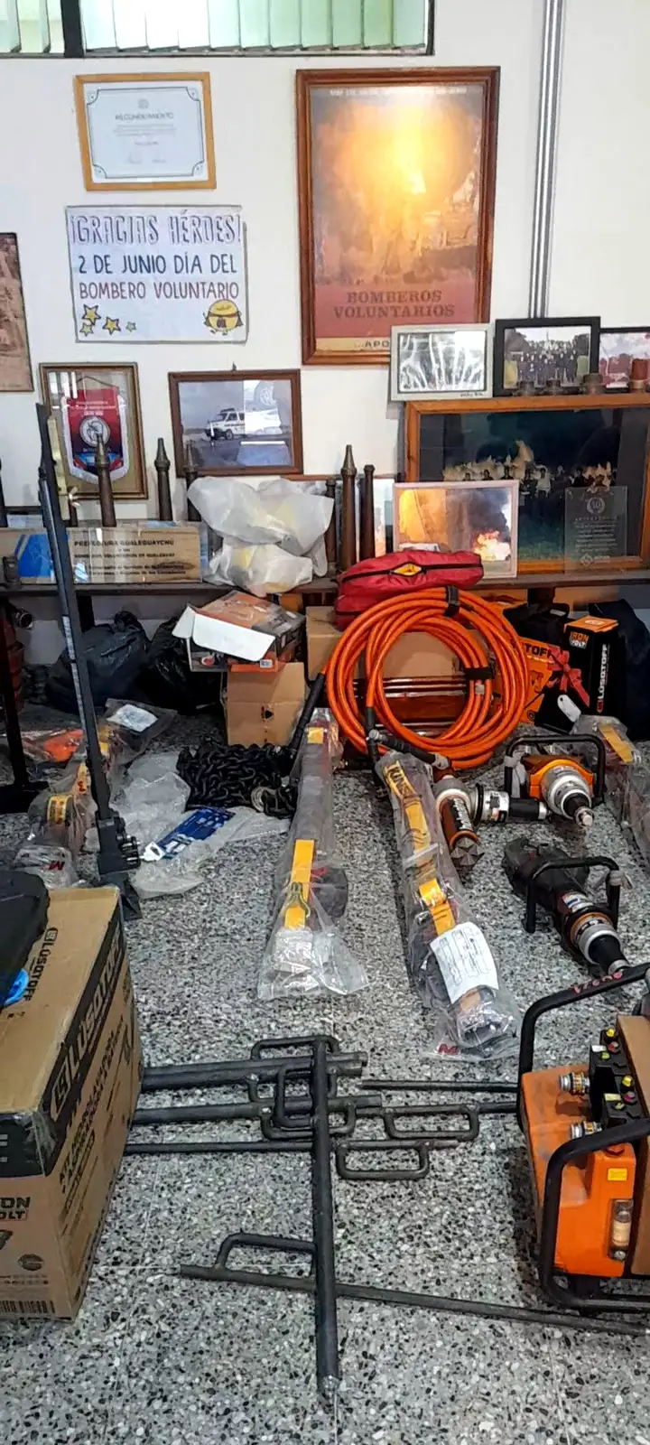 Bomberos Voluntarios incorporó equipamiento de última generación y realiza una capacitación nacional en rescate vehicular