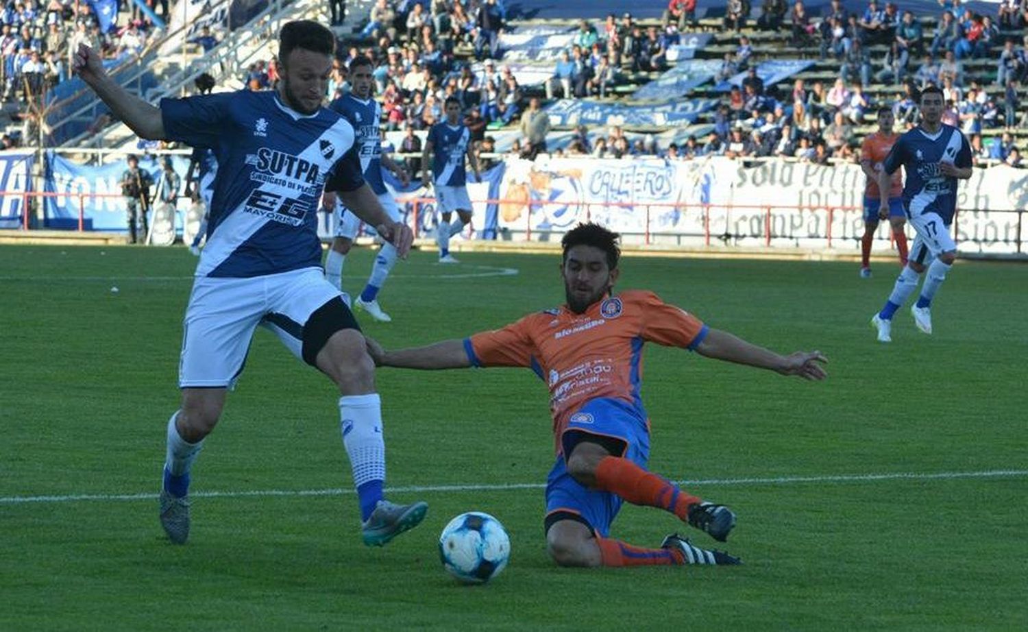 Alvarado recibe a Cipolletti, para seguir por el buen camino