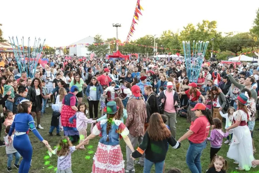 “Sostener un Ministerio de Cultura en este momento histórico es una decisión política