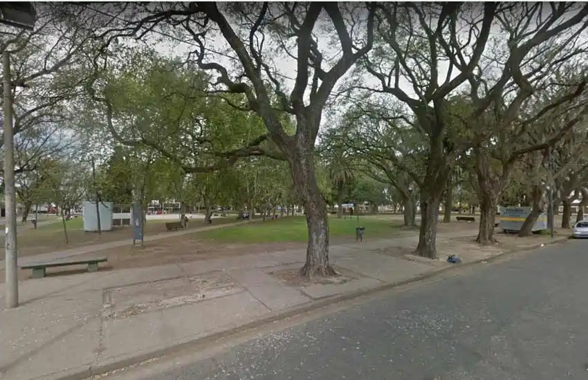 Zona norte: asesinaron a un hombre en el medio de una plaza