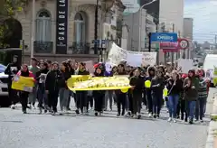 “Tus amigos y profes no te vamos a olvidar Santi”