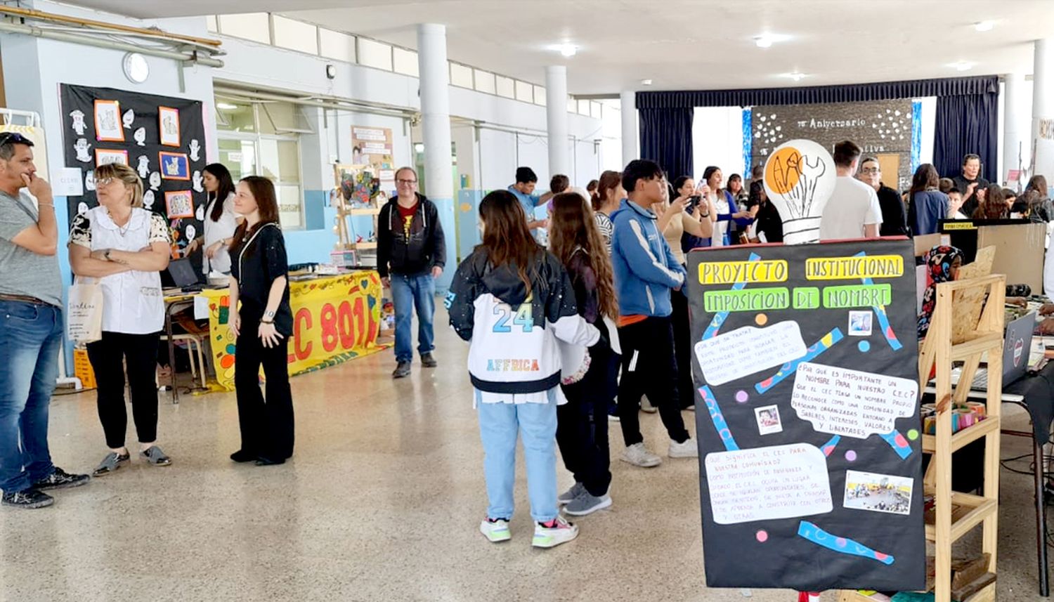 Pasaje. De la muestra de ayer en la Escuela Nº 2