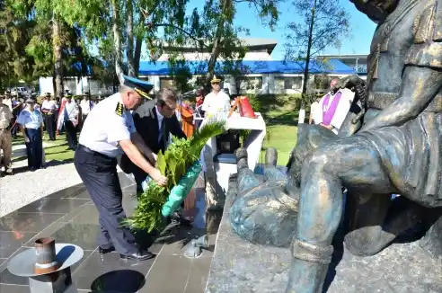 En un nuevo aniversario, Bahl reconoció la labor de la Policía