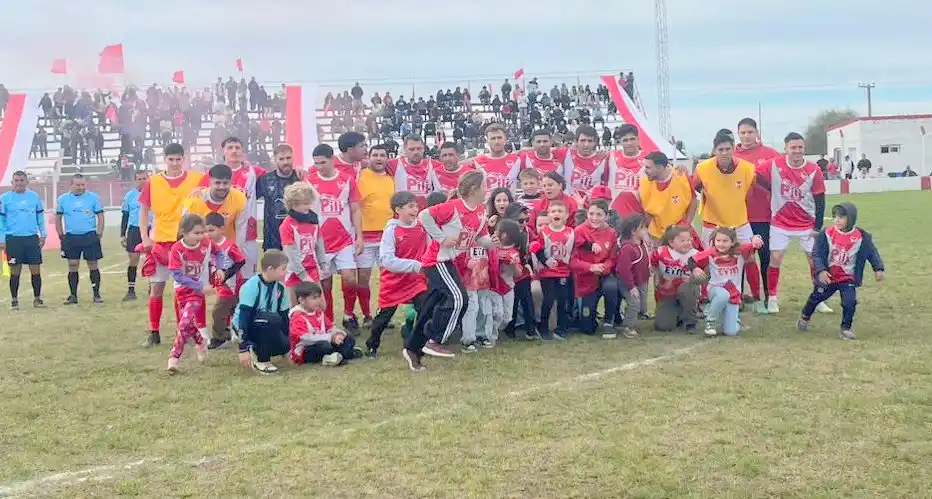 La Academia y Juventud empataron en un clásico vibrante