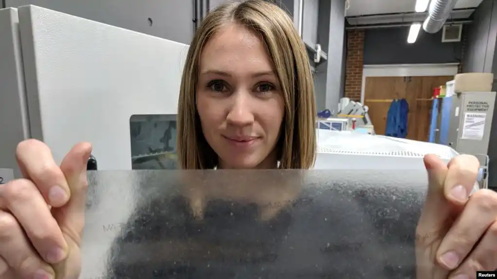 Crea alternativa al plástico con subproductos de industria pesquera