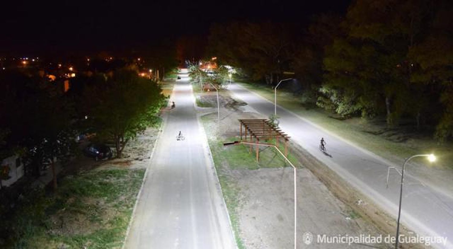 Programa "Iluminemos Gualeguay": el municipio ya colocó 200 nuevas luminarias