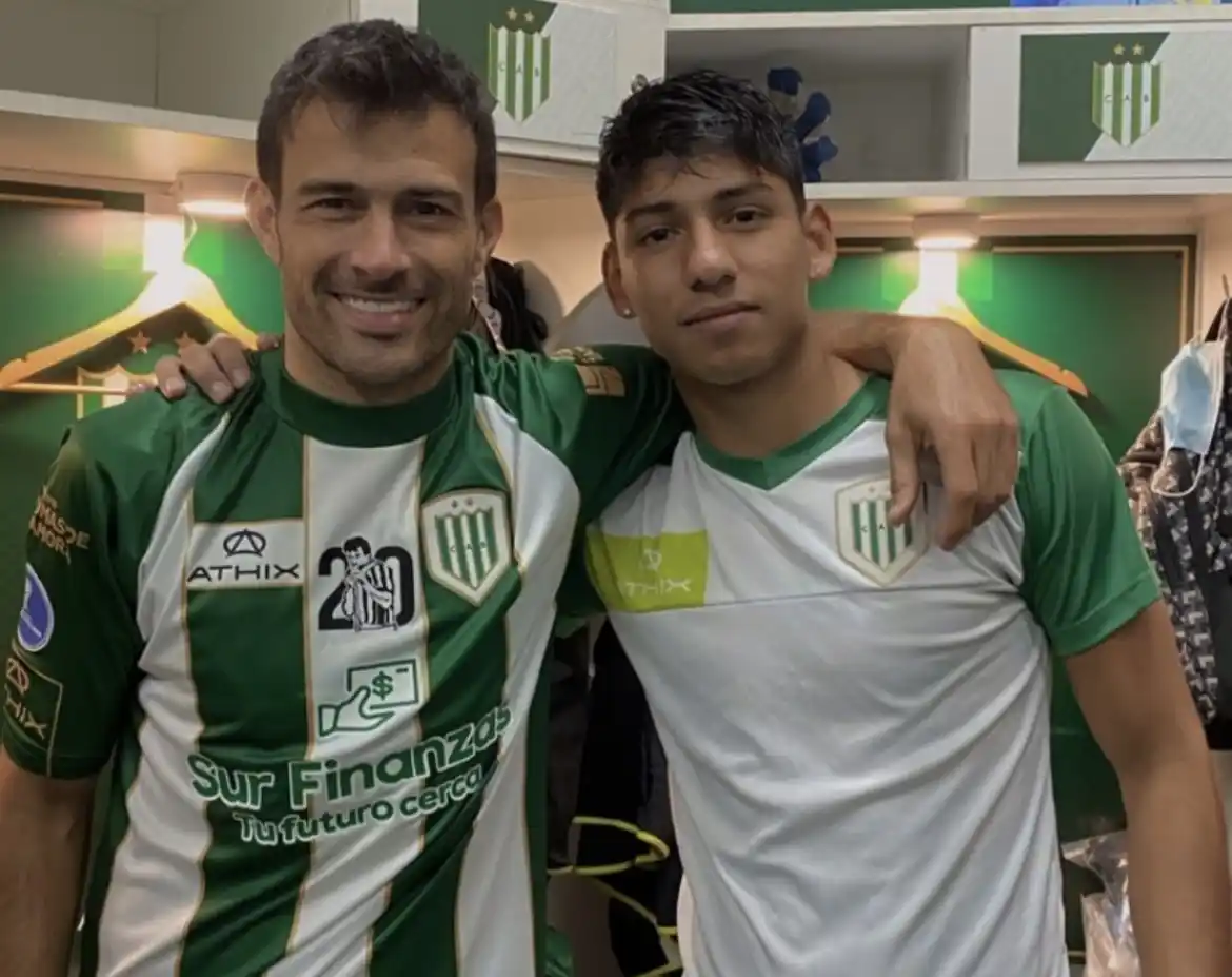 Los tandilenses despidieron a su compañero Cvitanich