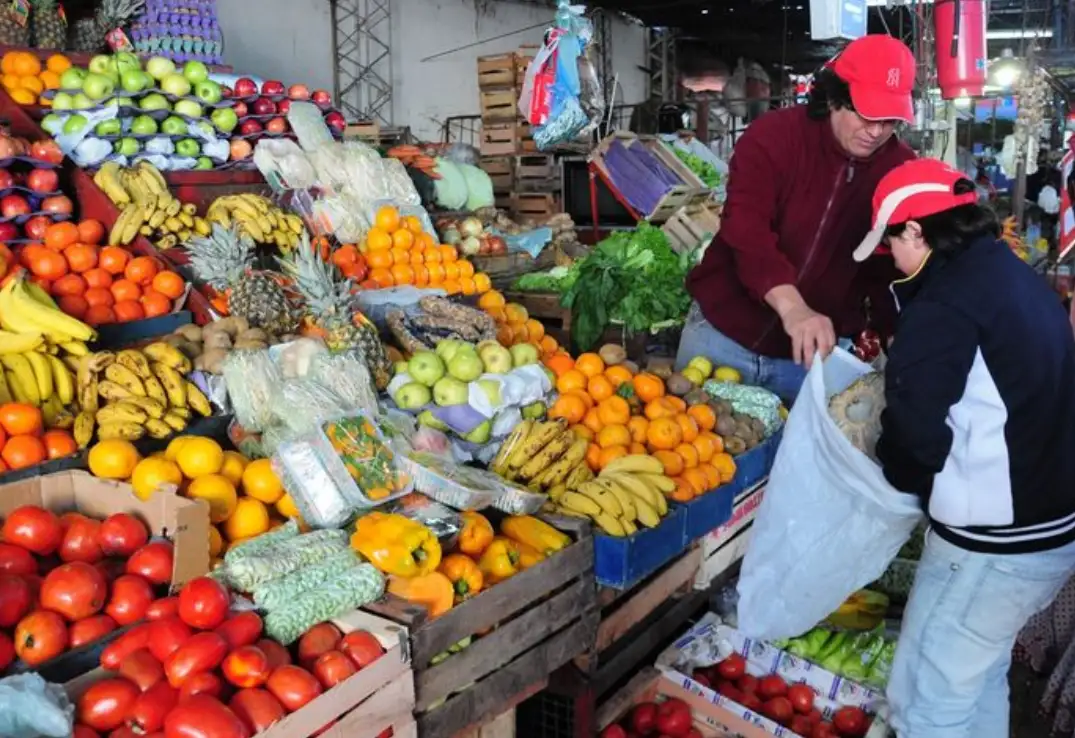Aumentos en frutas y verduras.