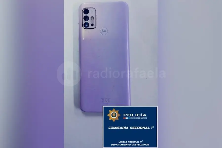Volvía a su casa después de gimnasia y lo sorprendió un delincuente que lo interrogó y le robó el celular
