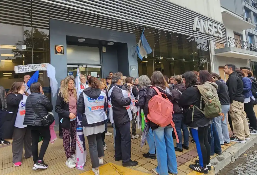 Manifestacion docentes suteba - 4