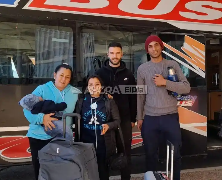 Antonella partió de la Terminal de Gualeguaychú rumbo a los Juegos Paralímpicos en París