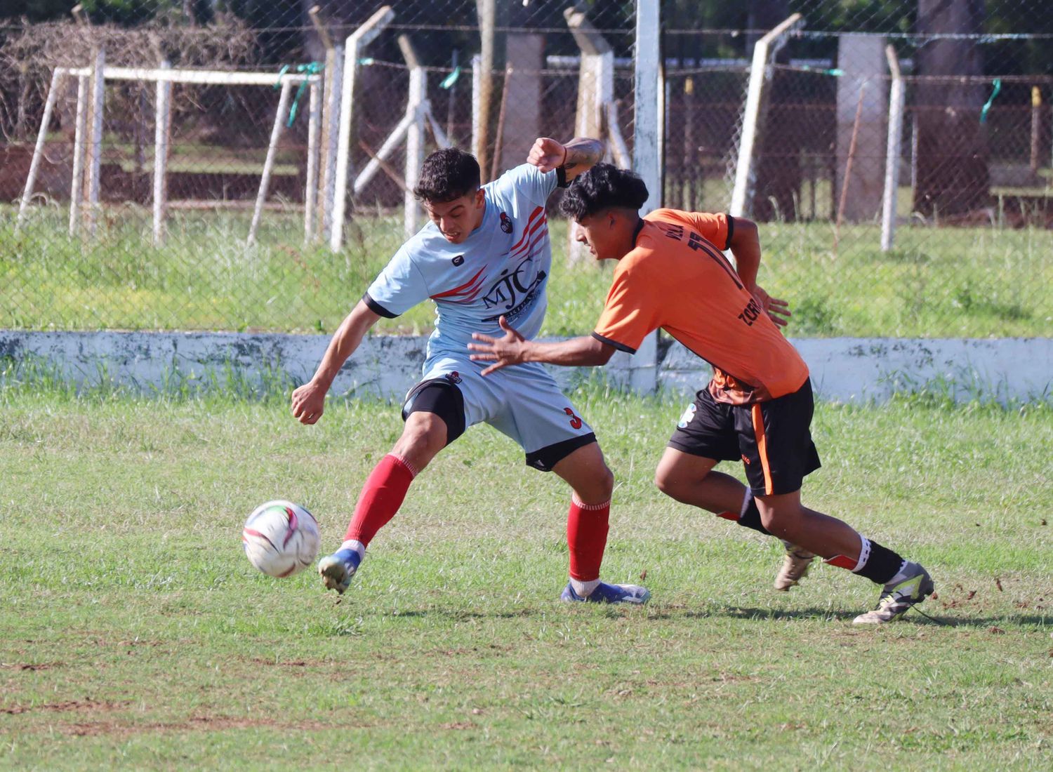 Atlético 9 de Julio goleó al puntero. También cayó Wanderer’s que es escolta